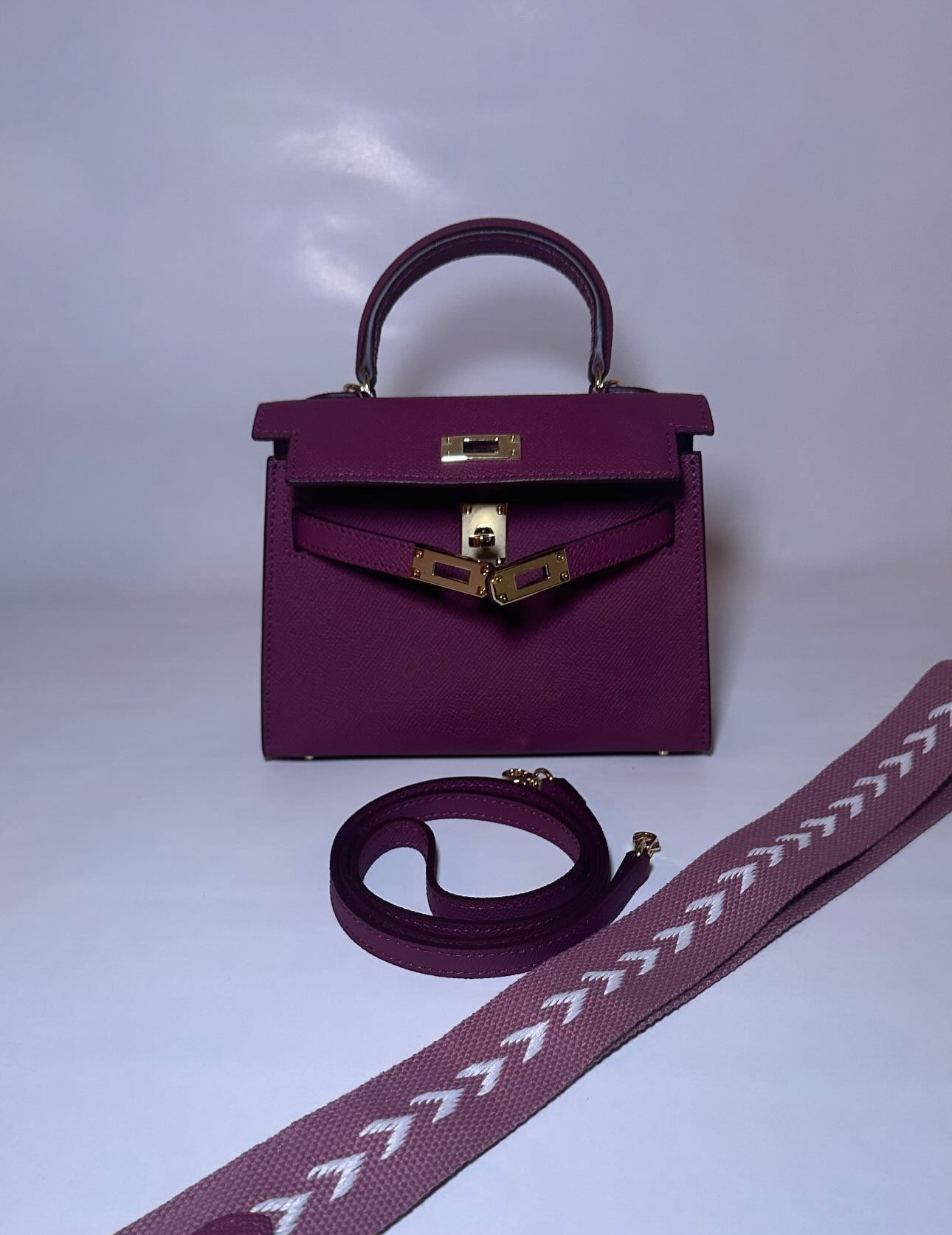 Nelly Violet Edition